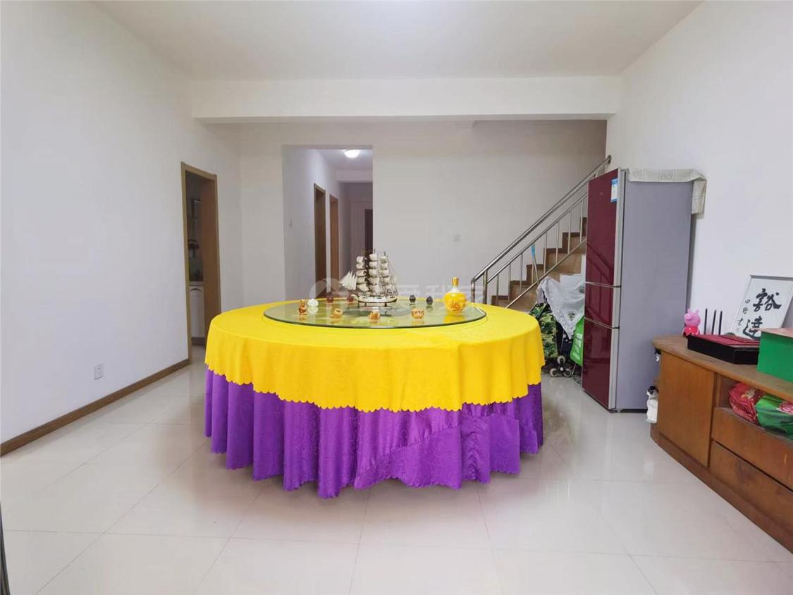 合租·翠屏国际城(银杏苑)