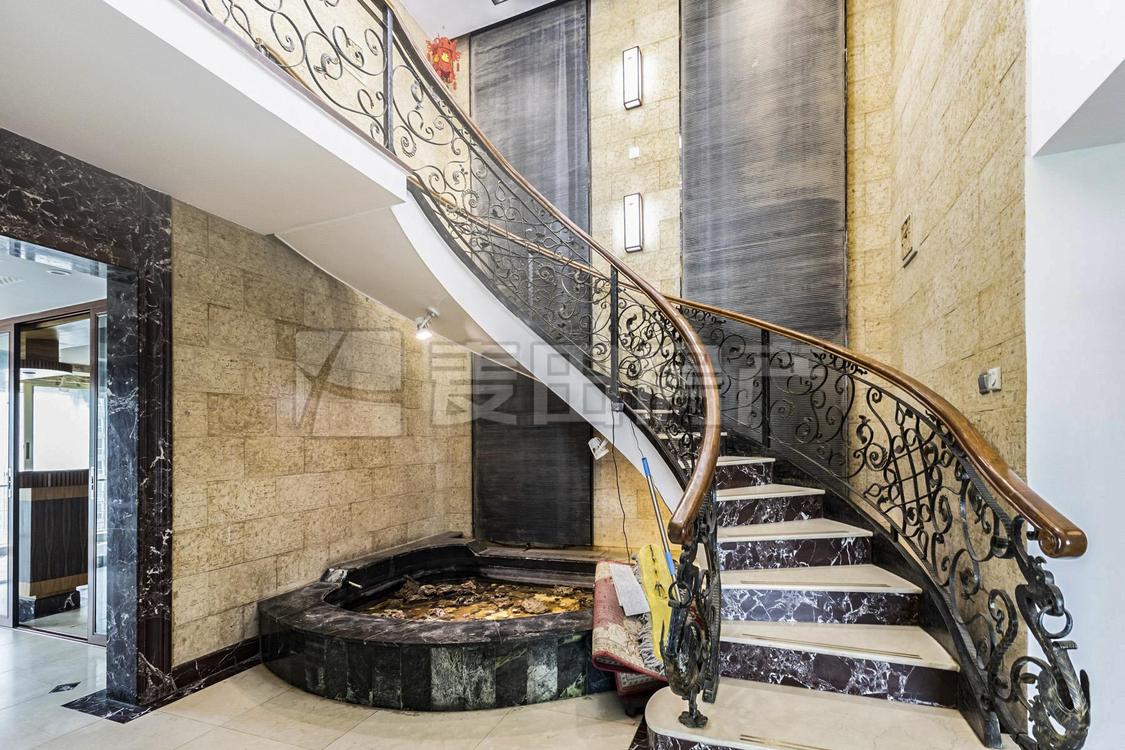 整租·人济山庄