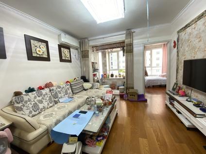 黄岛长江路整租 唐岛ONE3室2厅/86平/中楼层