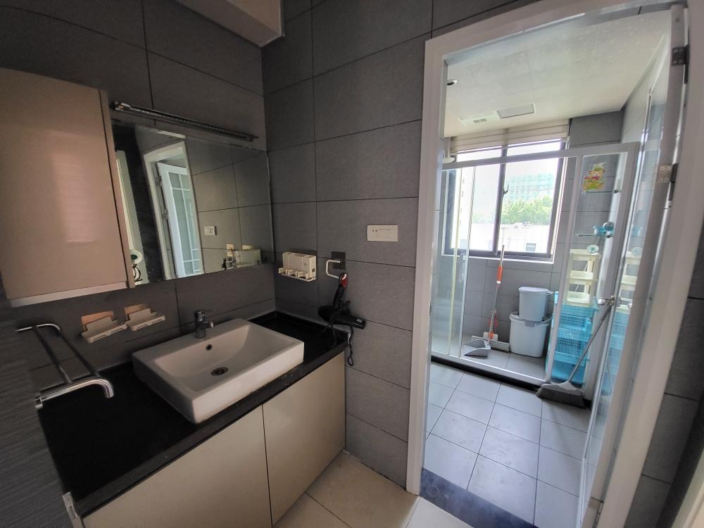 整租·金山东方花园