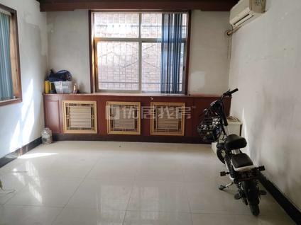 临渭临渭整租 针织厂家属院2室2厅/53平/低楼层