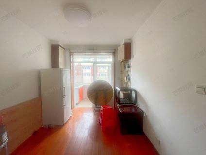 铁西保工南整租 宏伟小区1室1厅/49平/高楼层