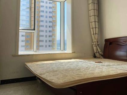 万柏林西客站整租 西华苑三期南区2室1厅/110平/中楼层