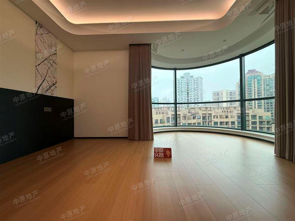 整租·仁恒滨江园