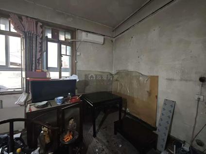 和平体育馆街整租 岳阳道1室0厅/27平/中楼层