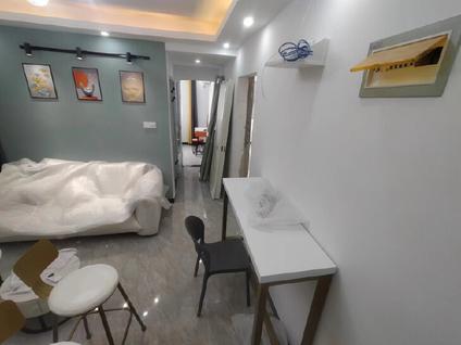 徐汇长桥合租 鑫隆花园2室2厅/10平/中楼层