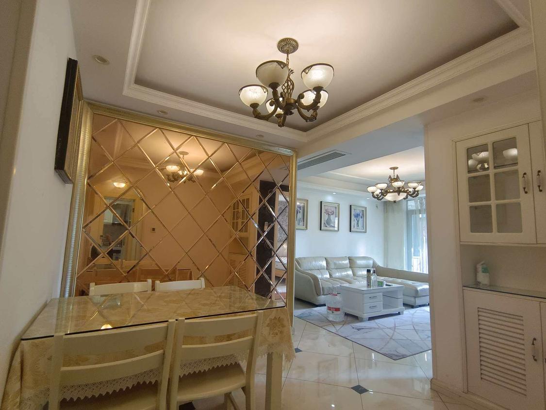 整租·小上海新城