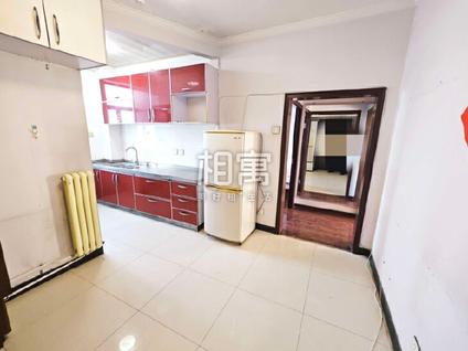 石景山杨庄合租 石景山杨庄小区2室1厅/18平/高楼层