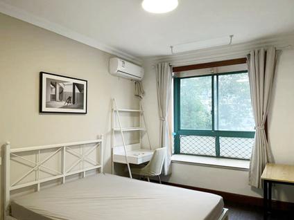 浦东世博合租 上南花城4室1厅/13平/低楼层