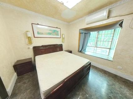 福田新洲整租 福昌苑4室2厅/145平/低楼层