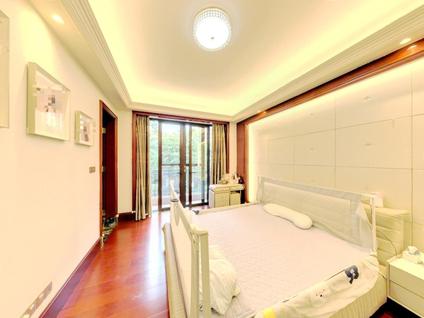 番禺洛溪整租 星河湾半岛(三号园)4室2厅/276平/中楼层