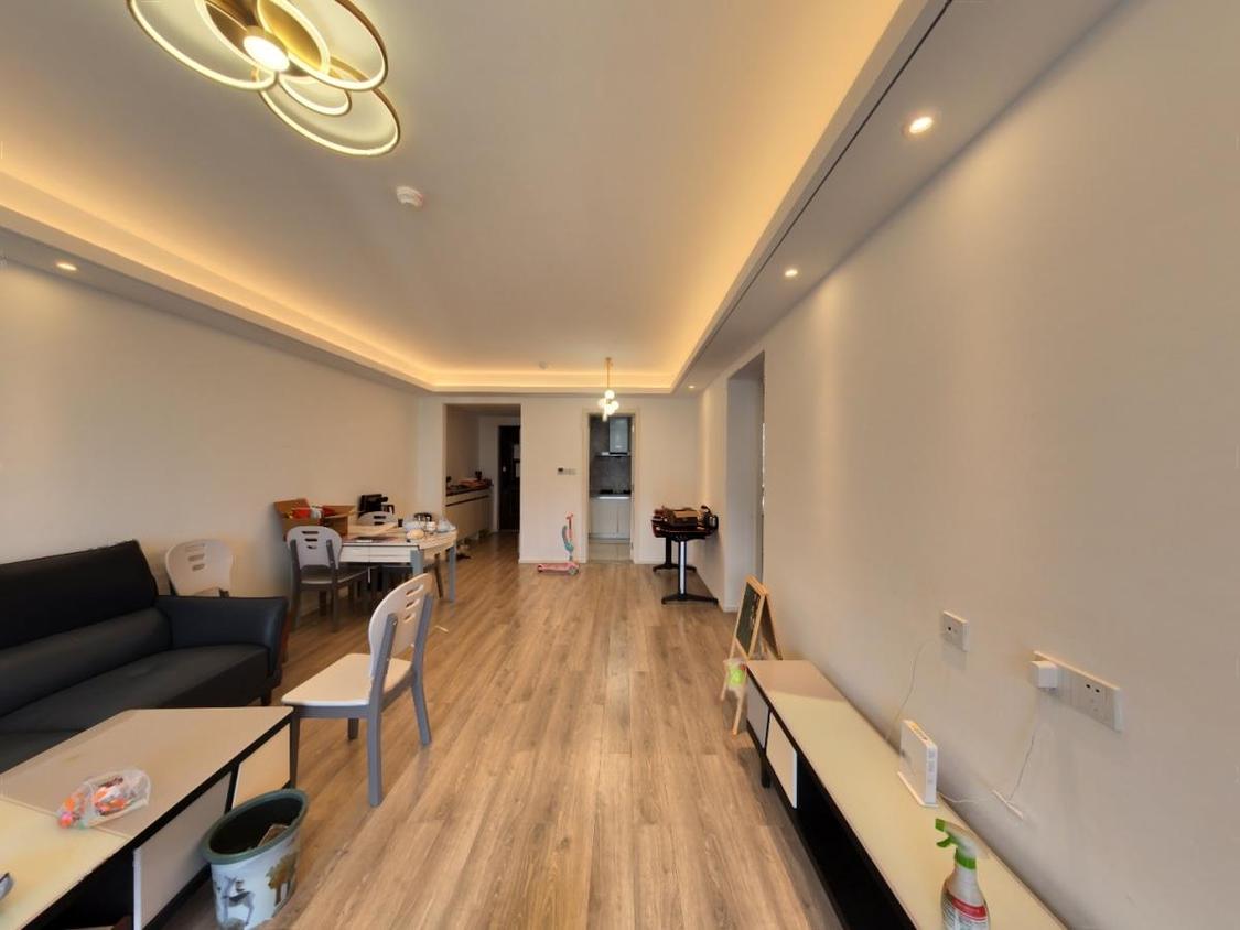 整租·新城悦隽公园里