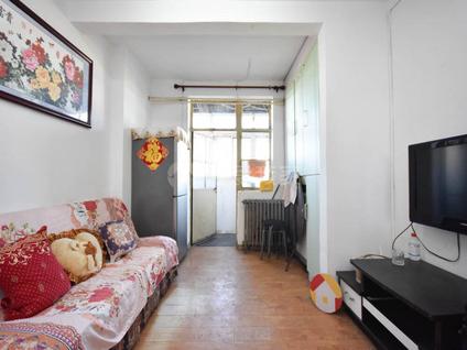 河西小海地整租 双山里2室1厅/60平/高楼层