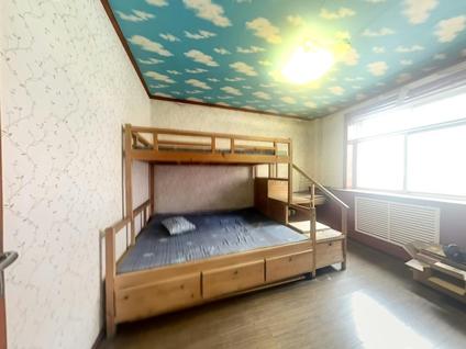 万柏林西客站整租 西华苑2室1厅/78平/中楼层