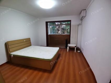 西城金融街整租 京畿道小区2室1厅/92平/中楼层