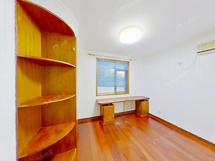 海淀小西天整租 金晖嘉园3室2厅/136平/低楼层