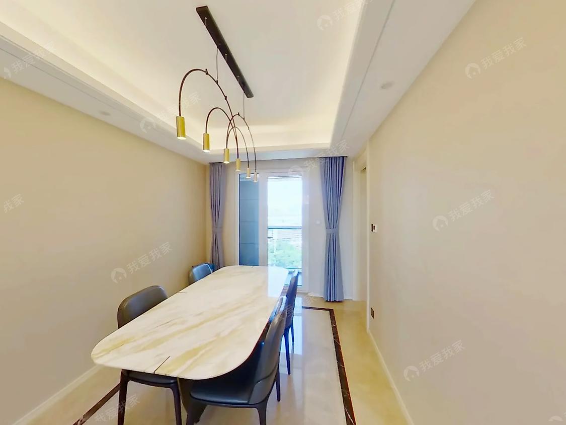 整租·滨江金茂府