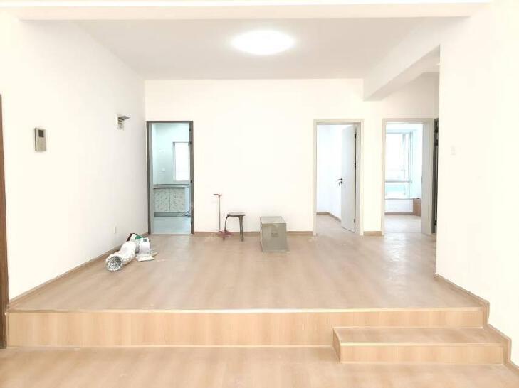 整租·创意英国小区(棕榈泉公园)