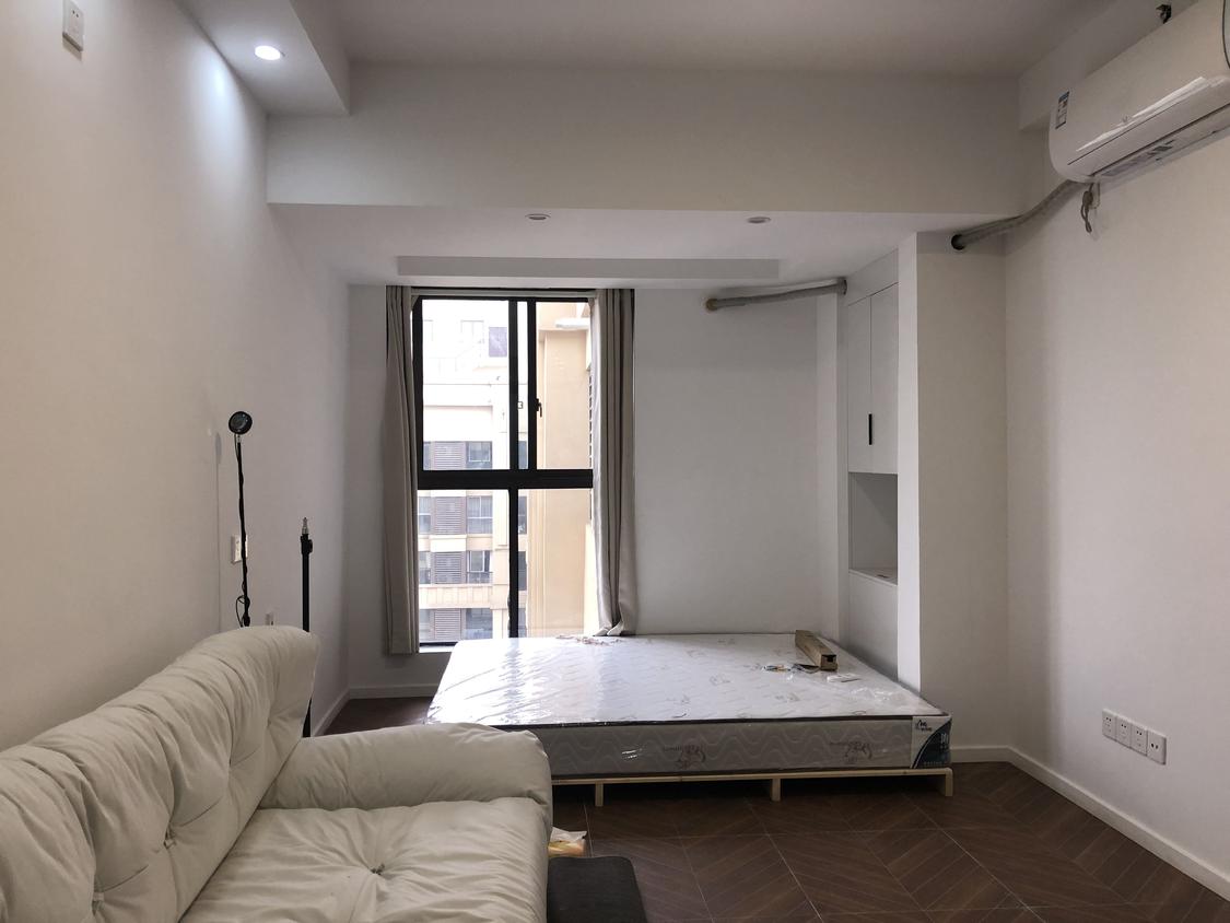 整租·融创白象街