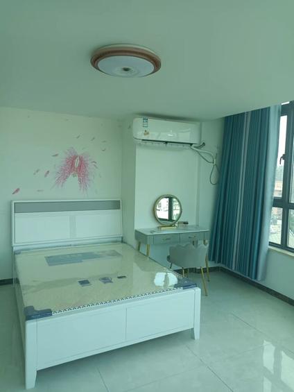 美兰和平南整租 华山国际1室1厅/60平/中楼层