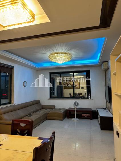 东阳东阳整租 鑫源中心3室2厅/122平/中楼层