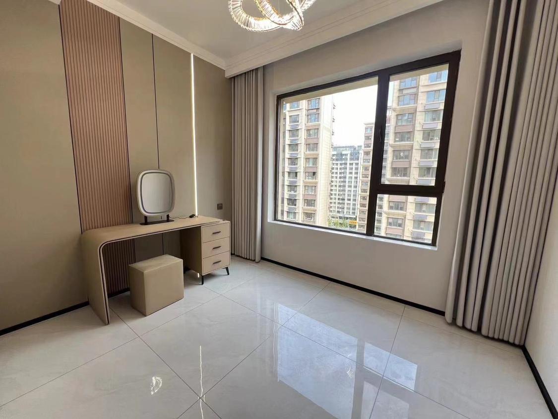 整租·绿地IFC中央公馆