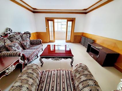 城关东方红广场整租 弘苑小区2室2厅/106平/中楼层