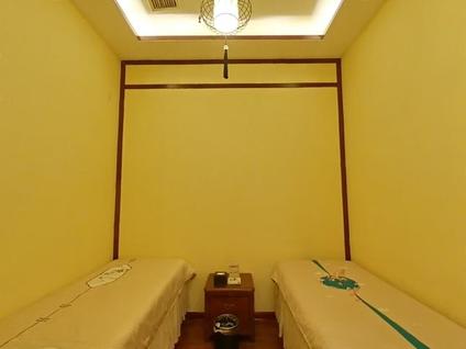 未央张家堡整租 保亿风景御园1室1厅/257平/中楼层