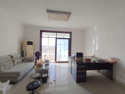 东昌府东昌湖周边整租 湖景公寓3室2厅/150平/低楼层