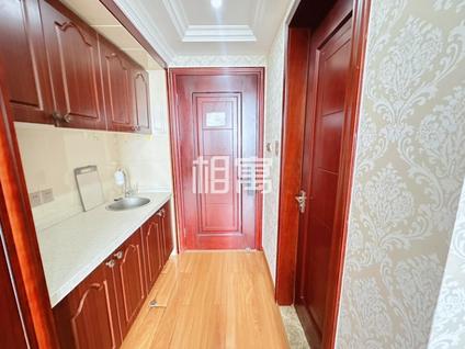 上城火车东站整租 克拉公馆1室1厅/41平/高楼层