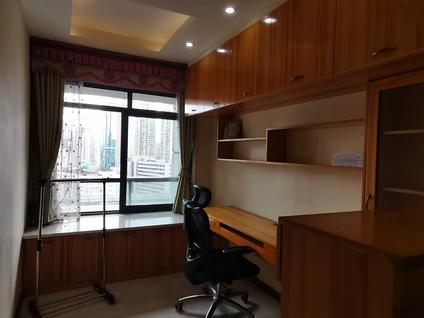 渝中大坪整租 英利国际广场2室0厅/58平/中楼层