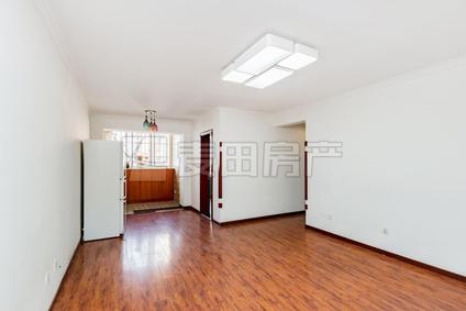 朝阳望京整租 世安家园3室2厅/106平/中楼层