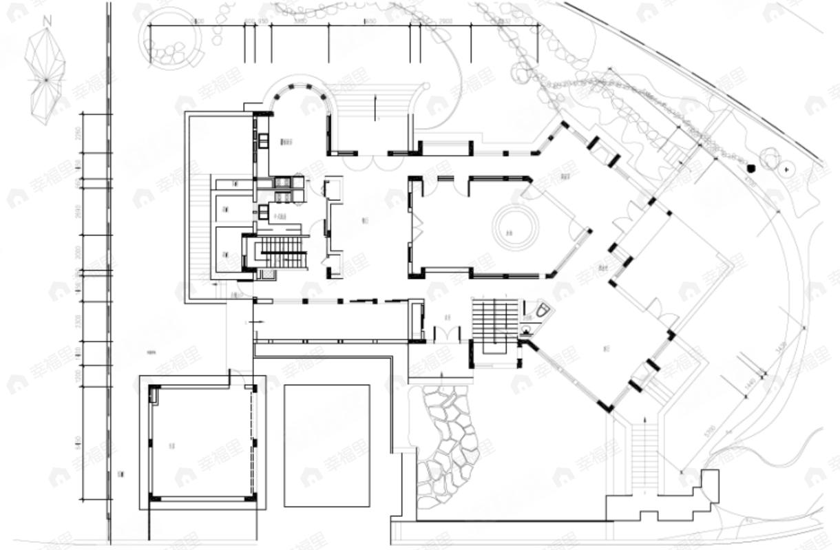 5室3厅7卫建面482平南户型图