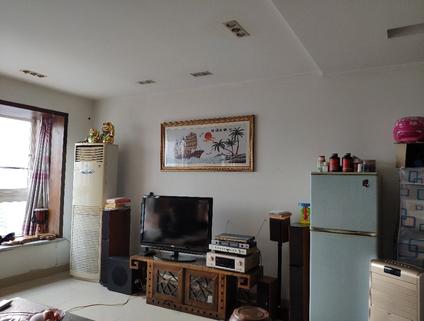 沙坪坝工人村整租 旭东家天下3室2厅/161平/高楼层