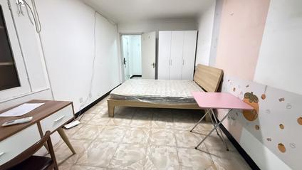 海淀清河合租 清缘里中区3室0厅/108平/低楼层