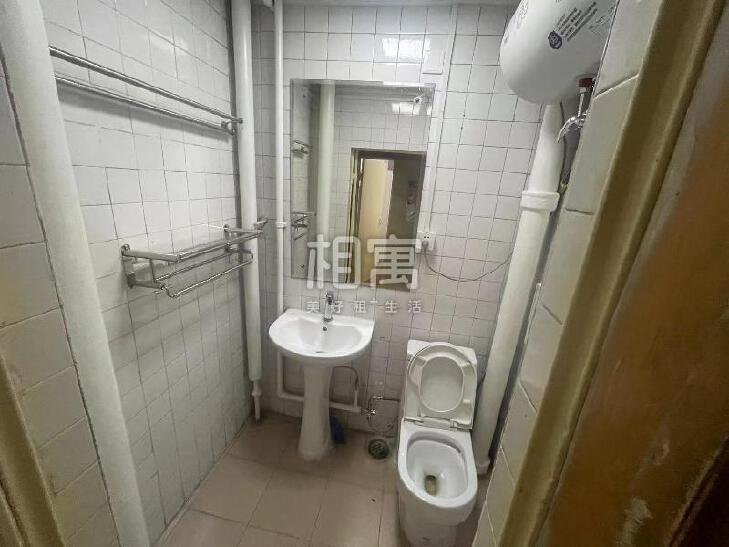 合租·芳群园(二区)