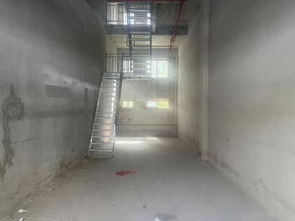 龙湖东海岸整租 海璟天翡1室1厅/129平/低楼层