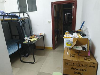 南山南头整租 艺华花园2室1厅/42平/高楼层