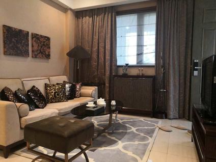 静安南京西路整租 远中风华园1室2厅/66平/中楼层