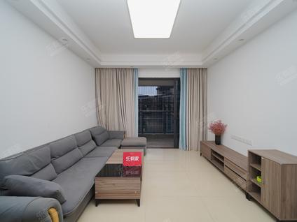 蓬江滨江新区整租 方直珑湖湾3室2厅/97平/高楼层