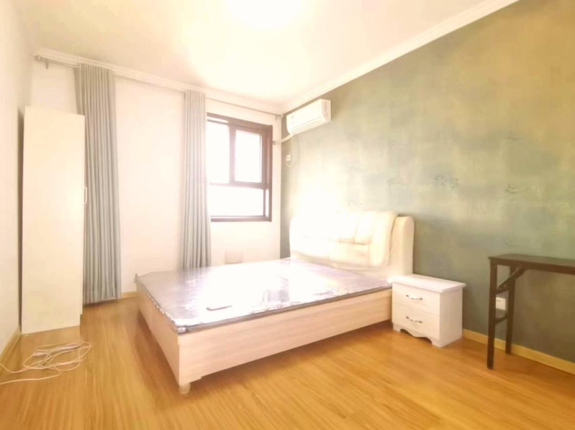 整租·藏龙福地