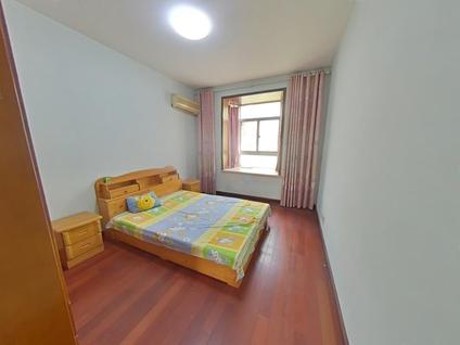 江宁科学园整租 宁电馨苑3室2厅/138平/中楼层