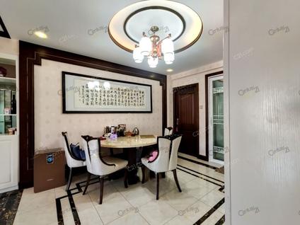 水磨沟南湖广场整租 绿景花苑(二期)3室2厅/153平/高楼层