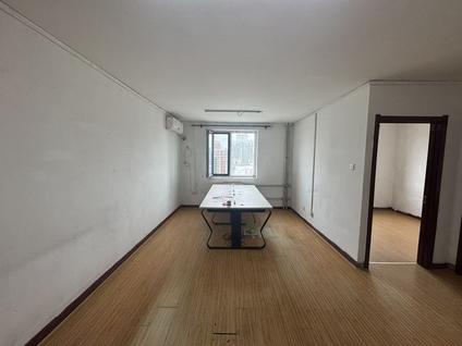 河西桃园整租 和平公寓2室1厅/107平/高楼层