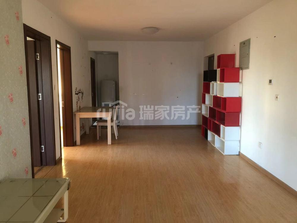 整租·鸿坤罗纳河谷果岭墅