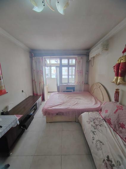 和平南营门整租 天新里1室1厅/35平/高楼层