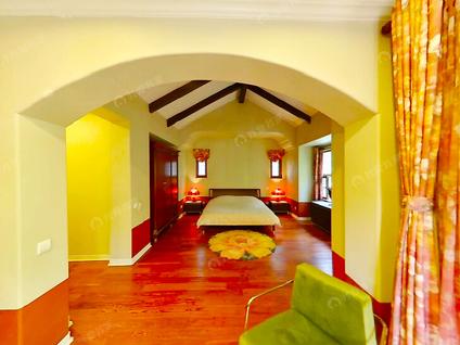 昌平小汤山北整租 纳帕溪谷4室5厅/372平/低楼层