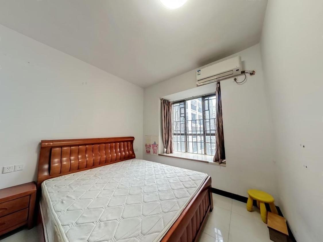 整租·新君汇花地湾