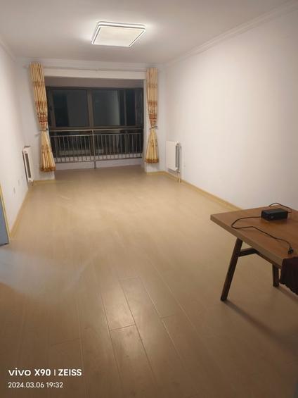 经济技术开发区马路东整租 晨光花城2室2厅/90平/中楼层