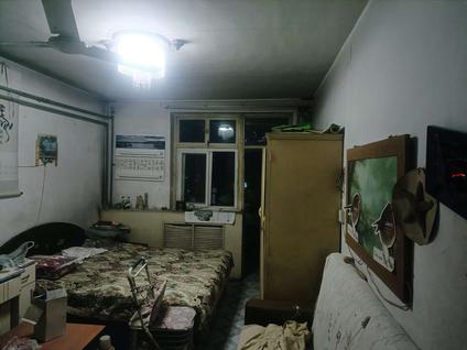 裕华万达整租 尖岭小区2室1厅/58平/中楼层